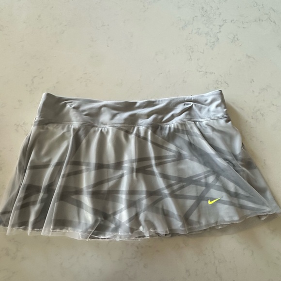 NIKE Gray Silver Tennis Skirt XL X-large Active Tulle - Picture 1 of 9